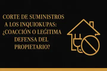 Corte de suministros a los inquiokupas: ¿coacción o legítima defensa del propietario? Icono de casa con enchufe desconectado y símbolo de prohibido.