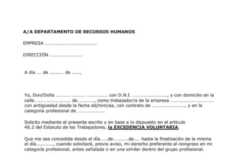 Solicitud de excedencia voluntaria dirigida a Recursos Humanos. El documento detalla datos del trabajador y la empresa, solicitando la excedencia.